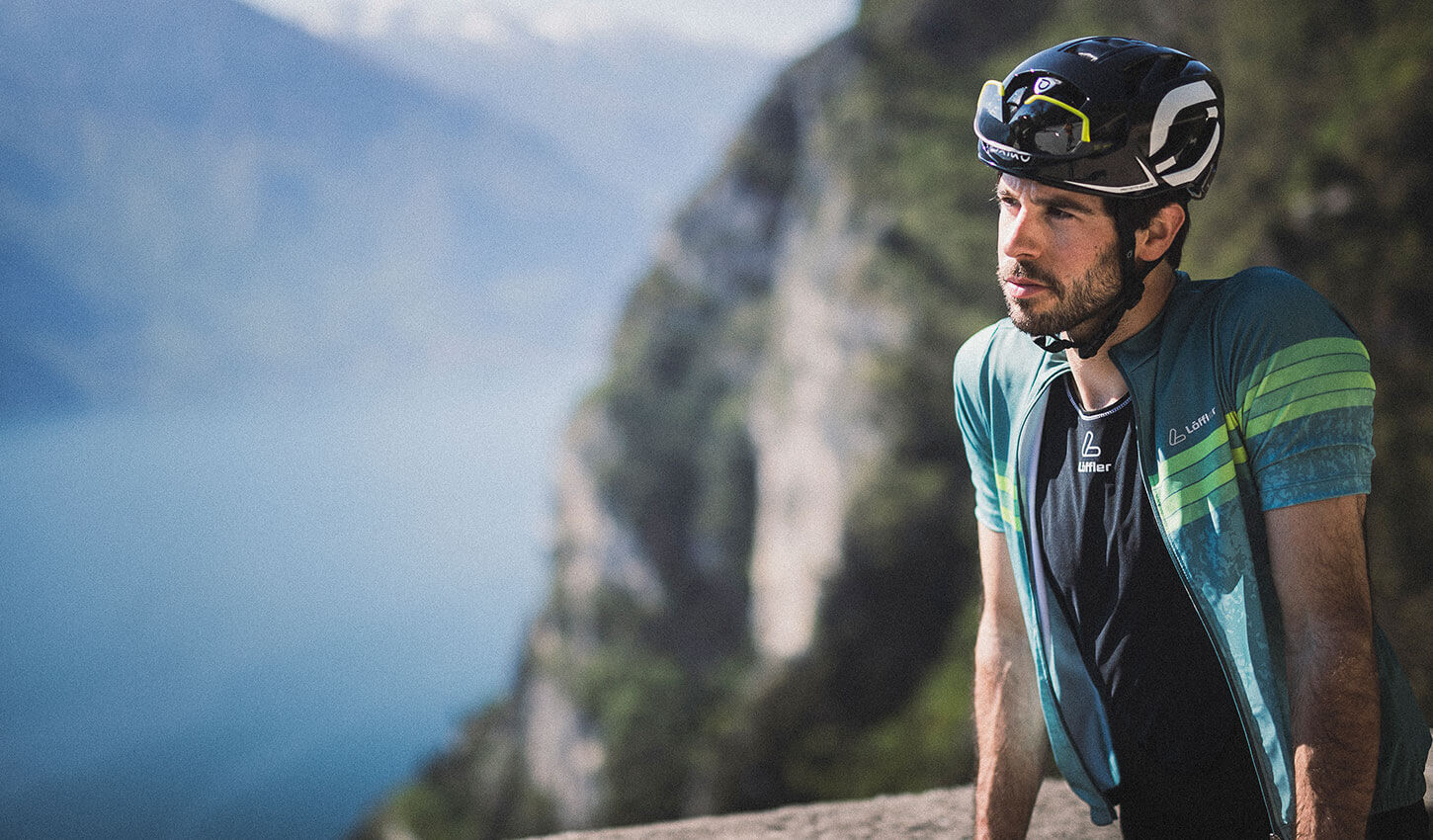 sportbekleidung löffler