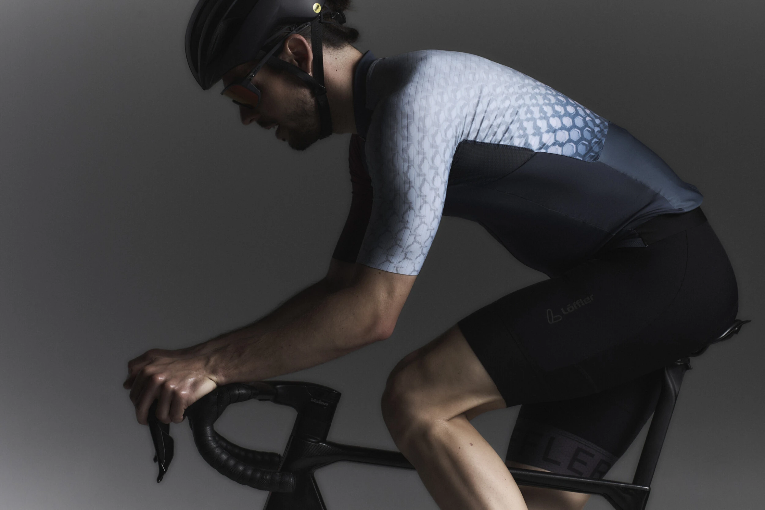 rennrad regenjacke test 2017 Damen Montréal Assembly Purpll | Allroundhelm Farbe:Metallic Gold