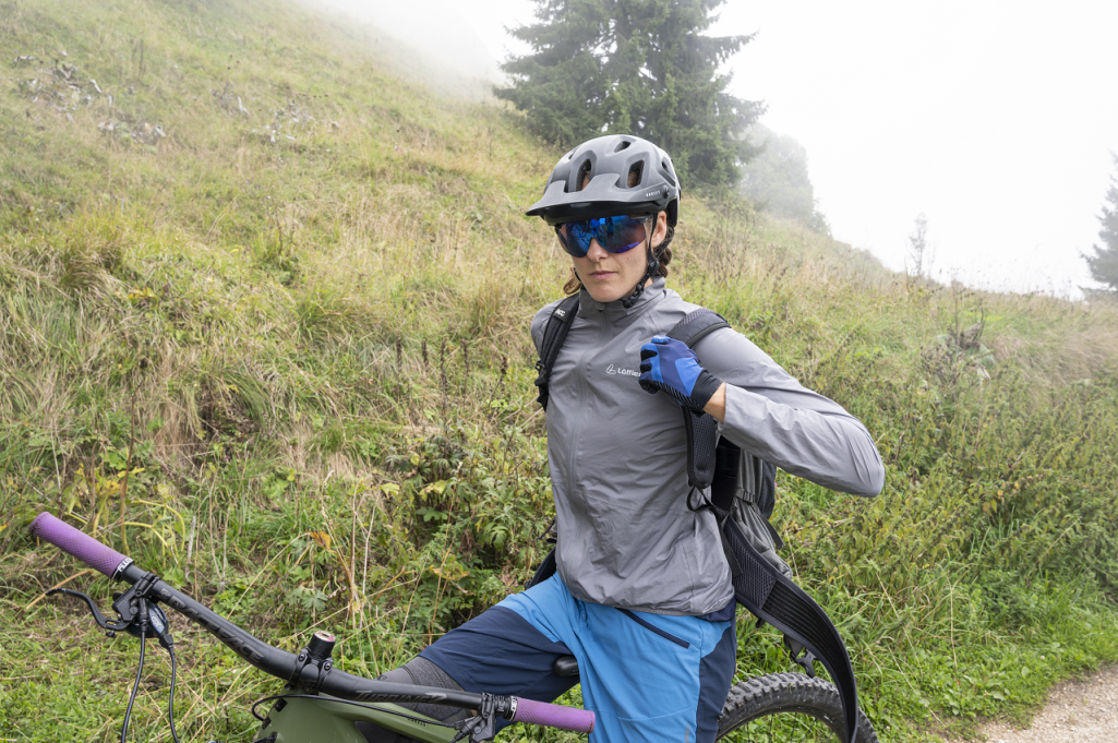 Women's rain jacket gray