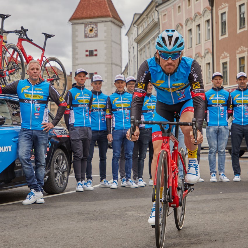 Cyclist from Team Felbermayr Simplon Wels.