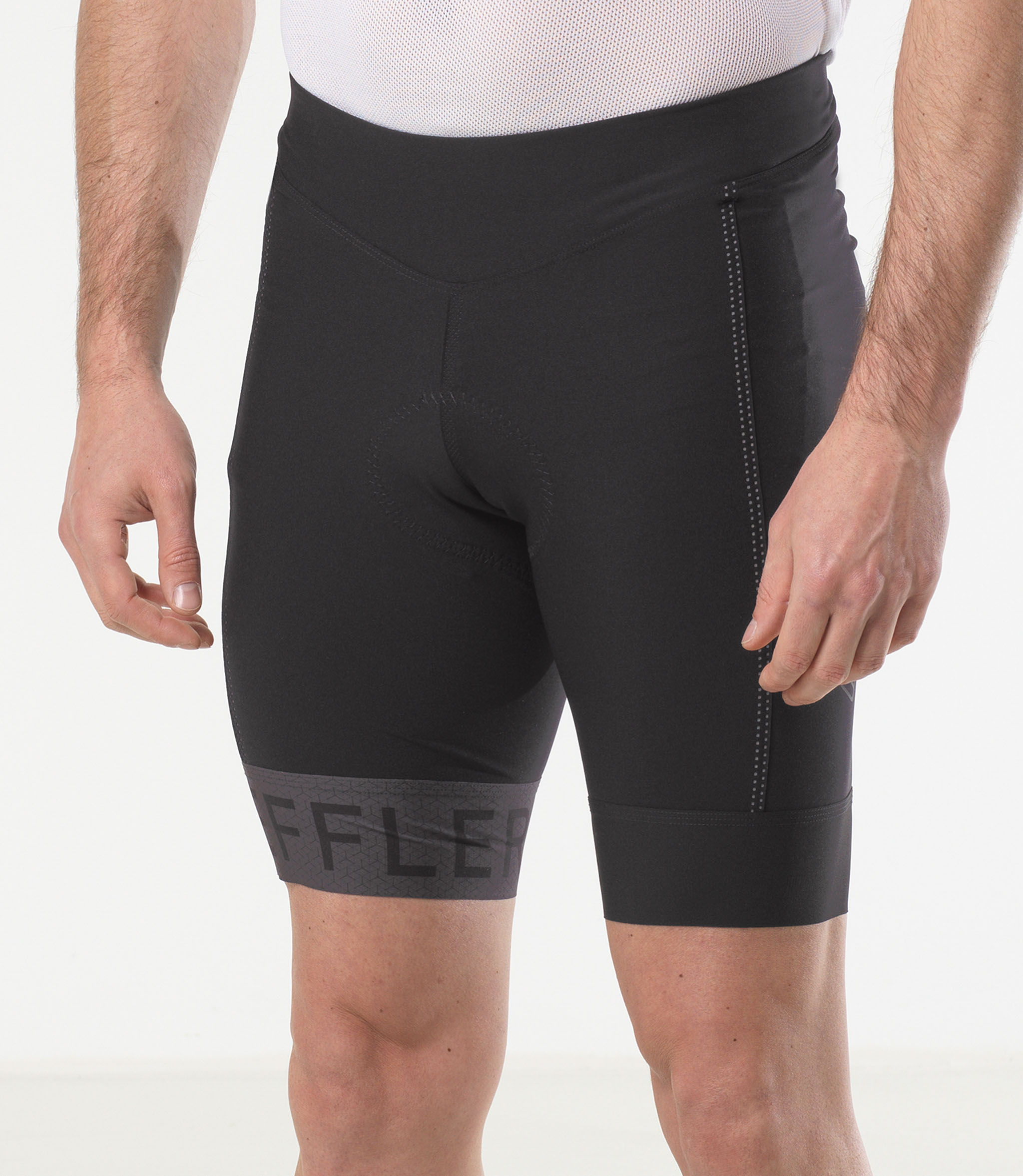 M BIKE TIGHTS HOTBOND® RF SQL - Made to Perform. Made to Last